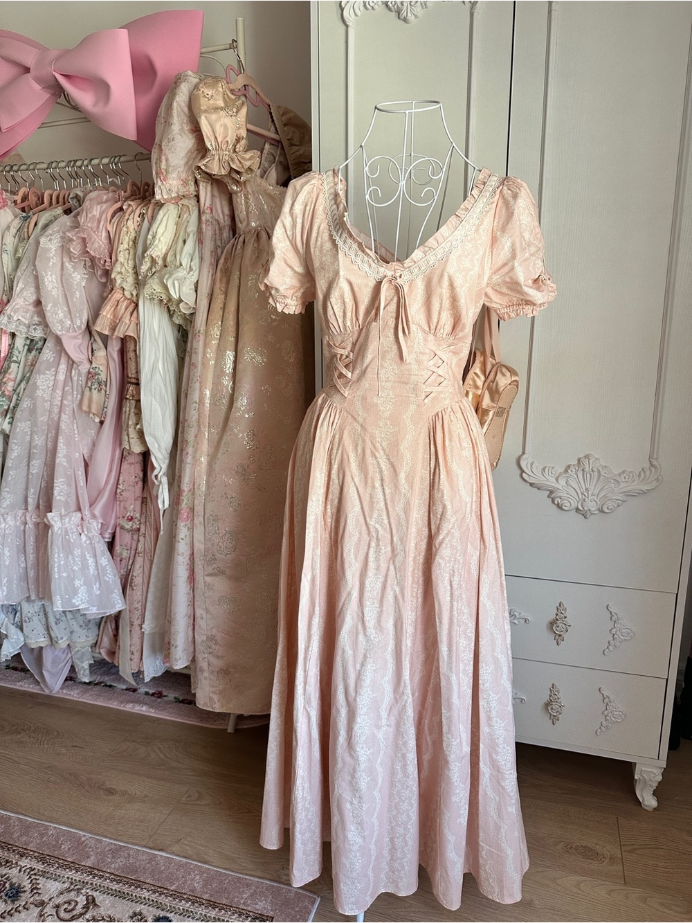 NWT LACEMADE DRESS🎀💗 - Picture 2 of 6